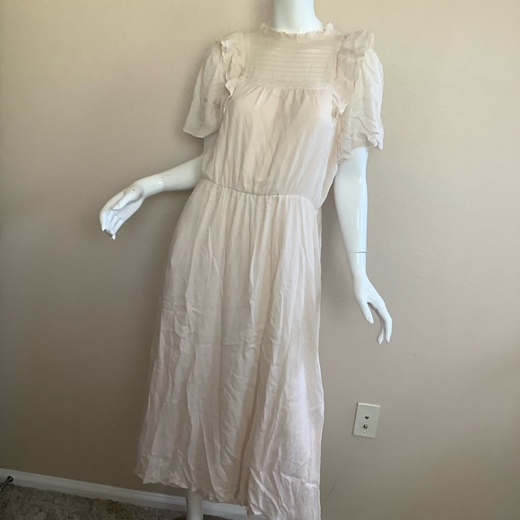NWT RooLee Elegant Cream Dress - Picture 2 of 6